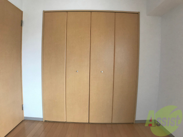 収納　クローゼット。荷物がたくさんあっても問題ないですね。