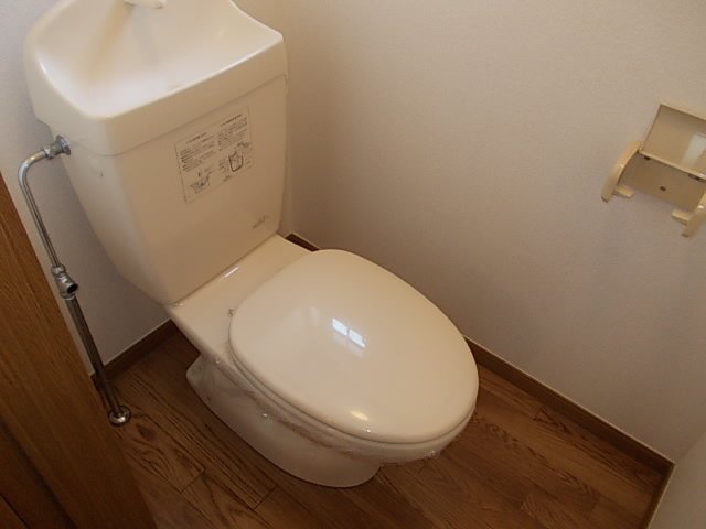 トイレ　シンプルで使いやすいトイレです