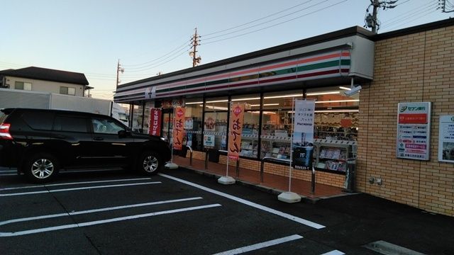コンビニ　セブン-イレブン春日井勝川町１０丁目店（コンビニ）まで410m