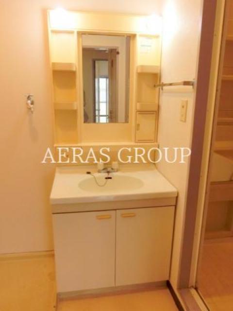 洗面設備　同仕様