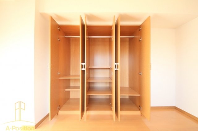 収納　リーガル岡崎橋