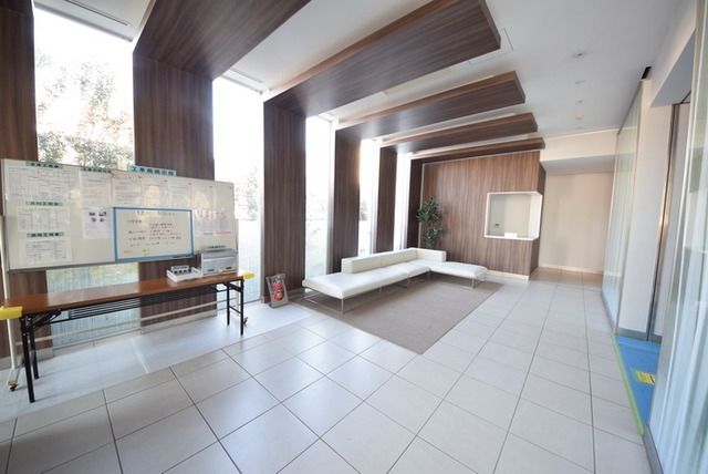 エントランス　綺麗なエントランス