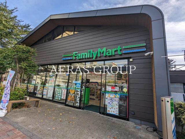コンビニ　ファミリーマート 玉川上水駅前店（コンビニ）まで552m
