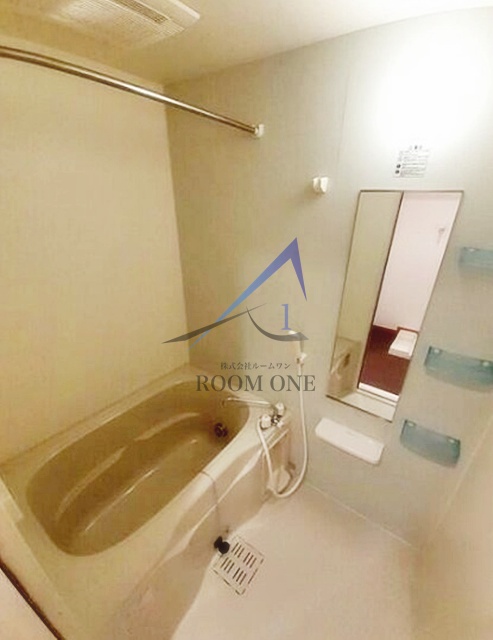 バス・シャワールーム　お風呂です。