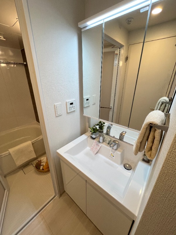 洗面設備　同一仕様写真