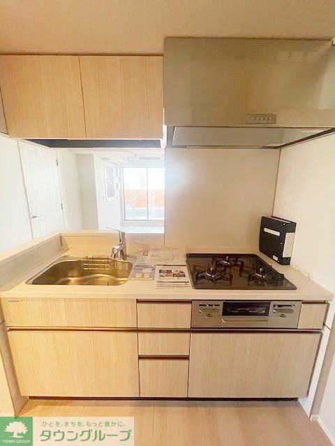 キッチン　玄関