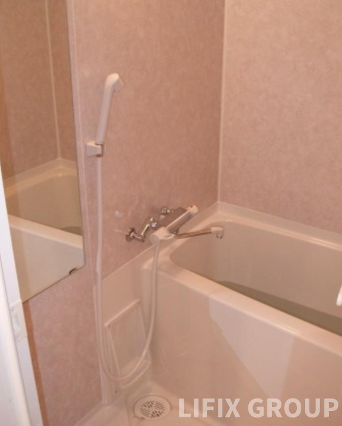 バス・シャワールーム　風呂