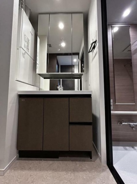 洗面設備　同仕様タイプ