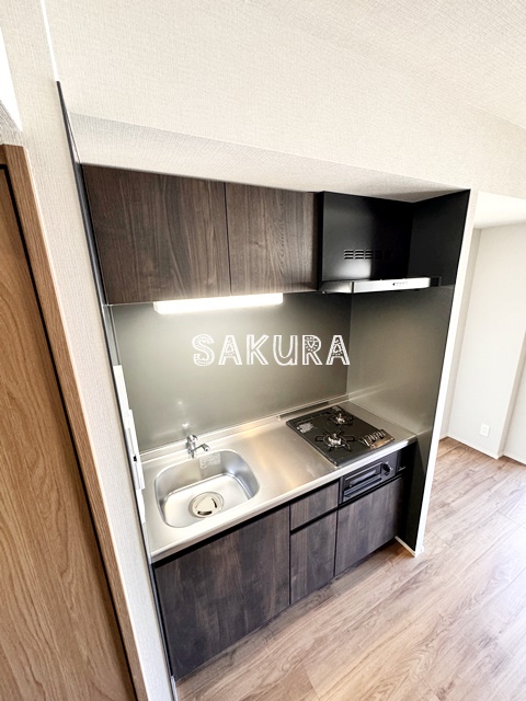 キッチン　広々使える快適な調理スペースです♪