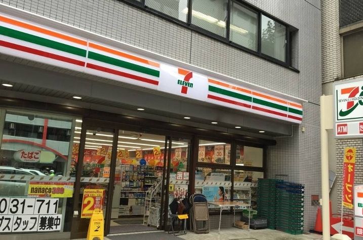 コンビニ　セブンイレブン 大阪扇町店（コンビニ）まで50m
