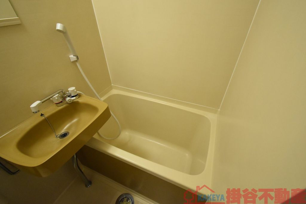 バス・シャワールーム　バス