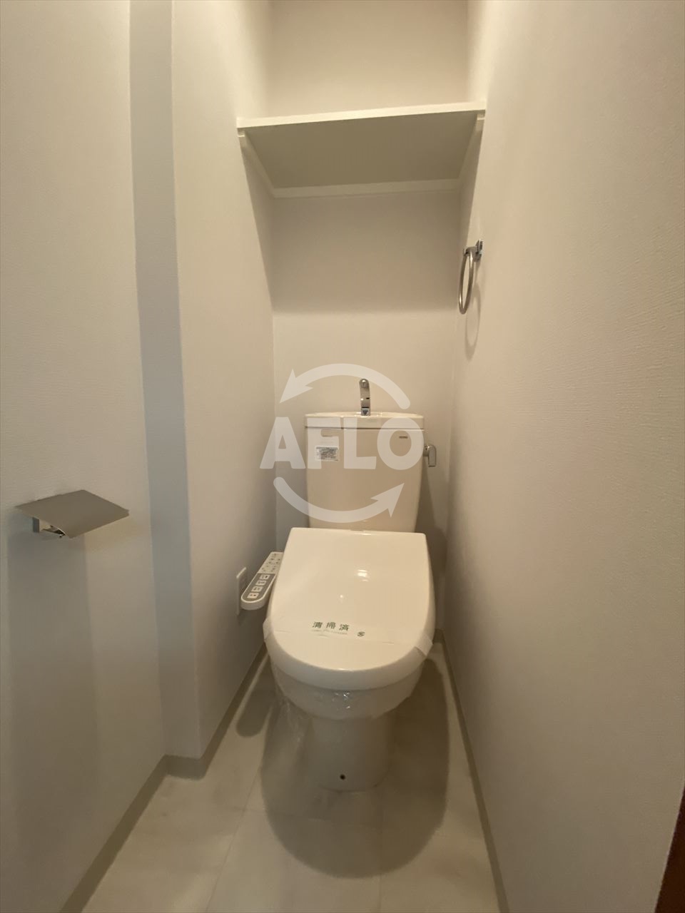 トイレ　ドルチェヴィータ北浜　温水洗浄便座