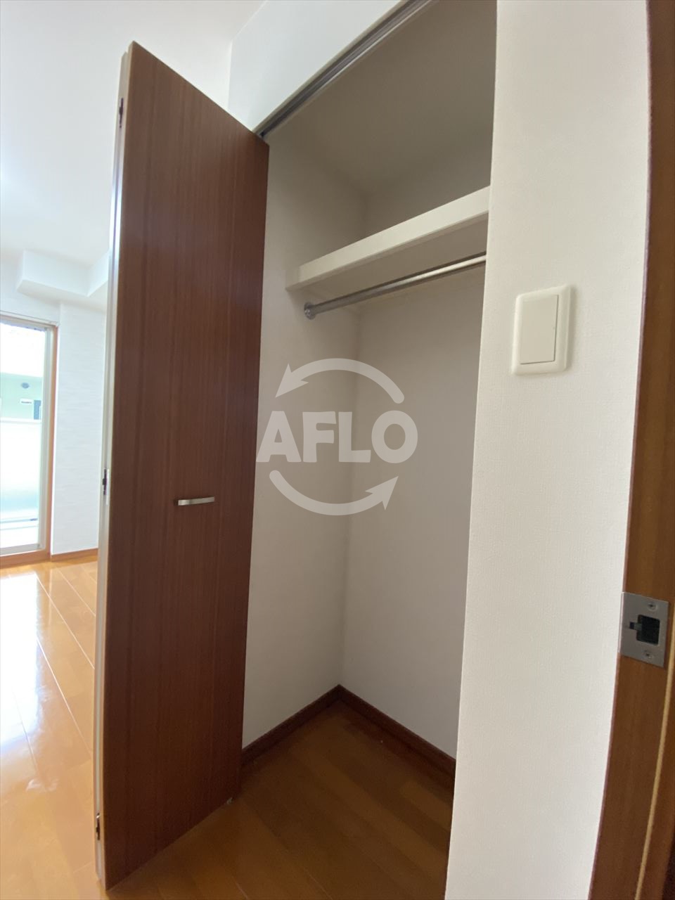 収納　ドルチェヴィータ北浜　クローゼット