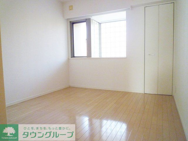 居室・リビング　Nタイプ2010年3月撮影 同タイプ404号室の写真です。