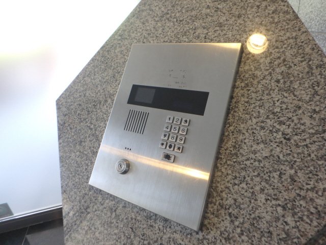 セキュリティ　オートロック付き