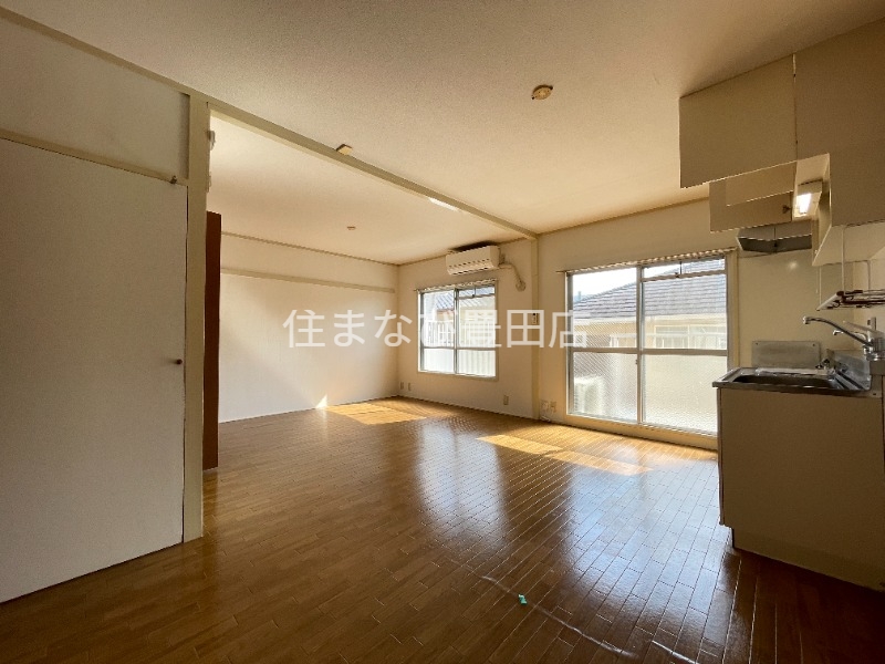 居室・リビング　同型別部屋写真