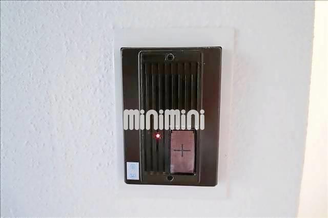 トイレ　インターフォン付きです。