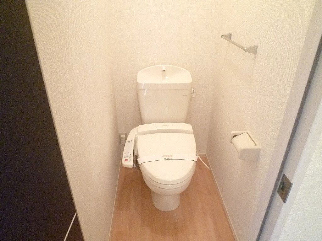 トイレ　他号室参考写真