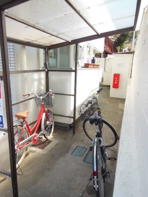 その他共有部分　♪屋根付き駐輪場♪