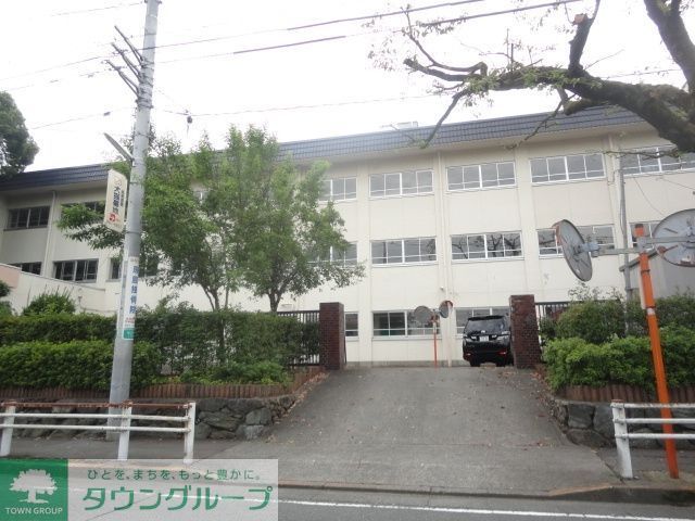 小学校　八王子市立浅川小学校（小学校）まで450m