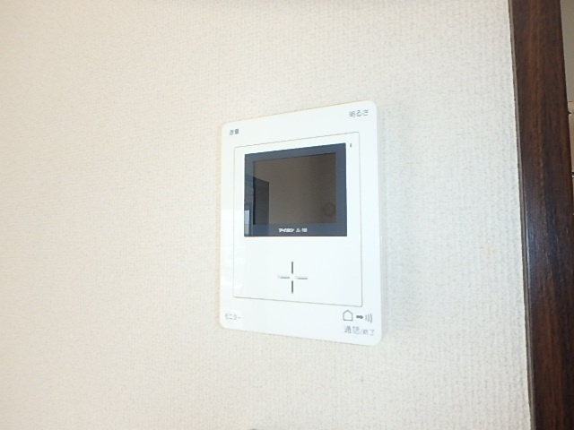 セキュリティ　ＴＶ付インターホンは防犯面でも頼りになります。