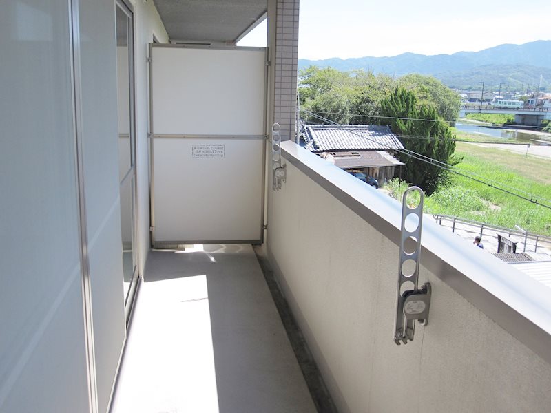 バルコニー　南向きベランダです