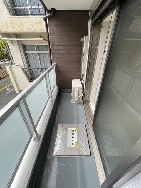 バルコニー　?