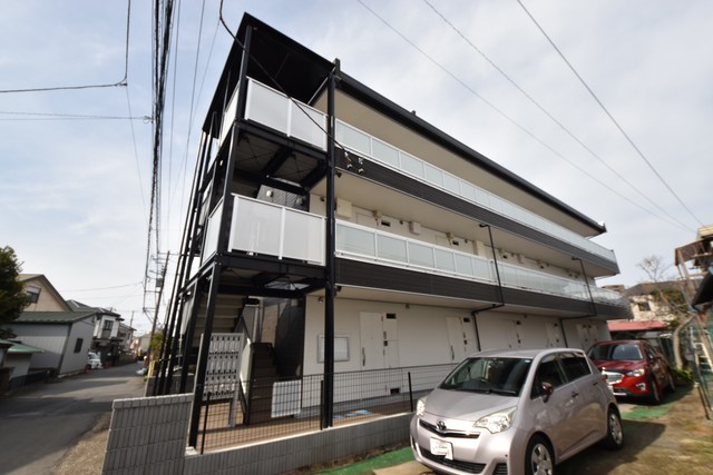 建物外観　★お部屋探しは（０４６－２３６－３９３９）住まナビＮＥＸＴ★