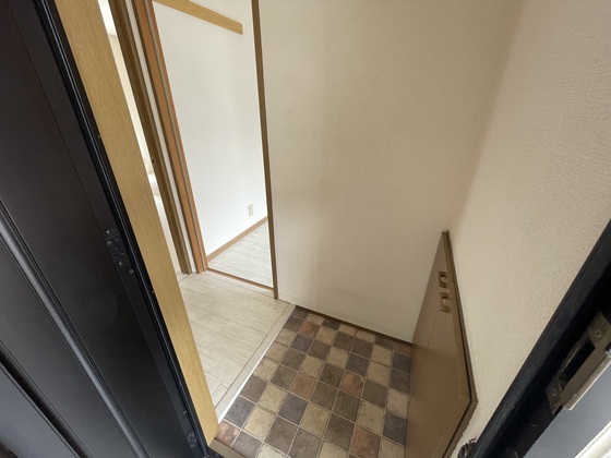 玄関　※別部屋の写真です