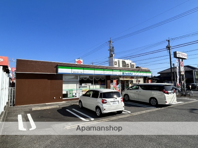 コンビニ　ファミリーマート春日井八田町二丁目店（コンビニ）まで90m