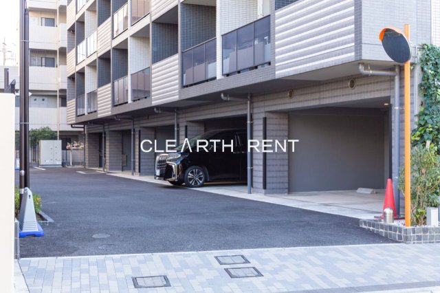 駐車場　敷地内駐車場