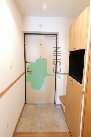 玄関　下駄箱もしっかりついてます！