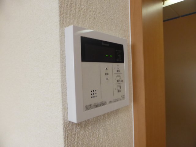 キッチン　同物件別部屋