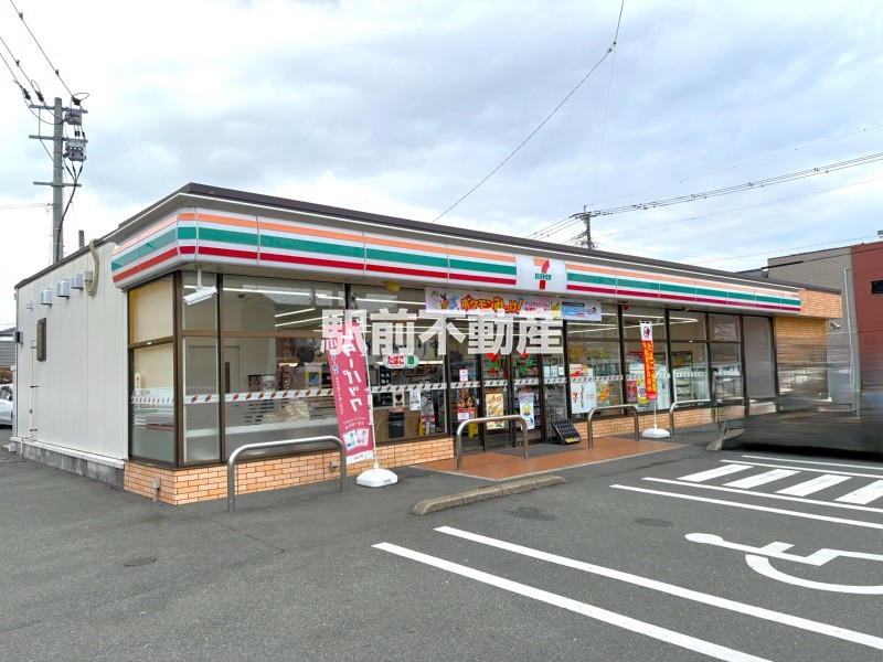 コンビニ　セブンイレブン　柳川辻町店（コンビニ）まで400m