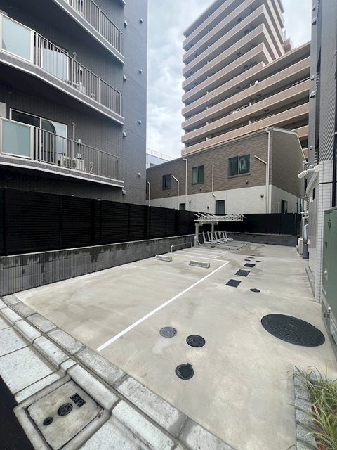 駐車場　駐車場