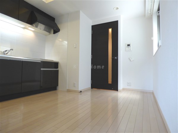 その他部屋・スペース　角部屋で陽当たり良好です！
