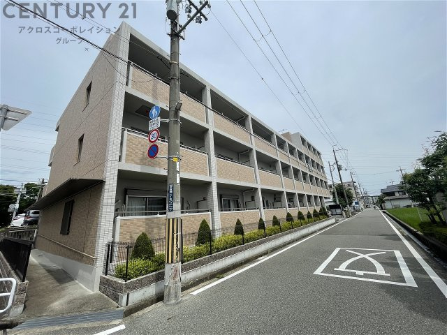建物外観　オートロック付きで安心です！