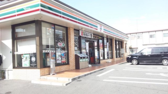 コンビニ　セブンイレブン福岡西長住店（コンビニ）まで567m