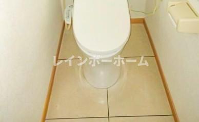 トイレ　ゆったりとした空間のトイレです