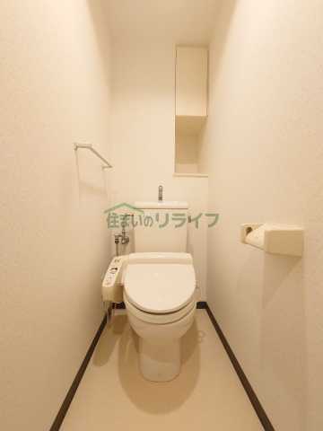 トイレ　ルボラパン行人坂