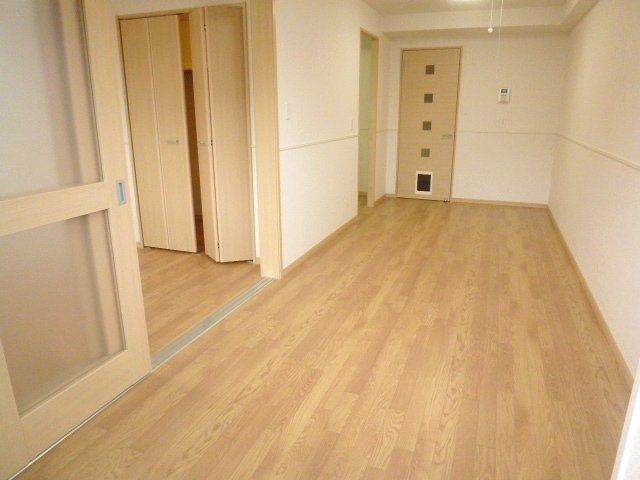 居室・リビング　12.2帖と広いＬＤＫです。