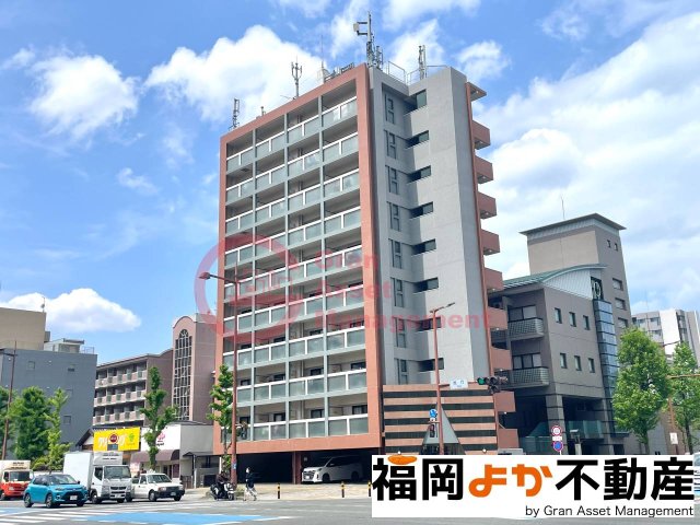 建物外観　落ち着いた雰囲気の外観です
