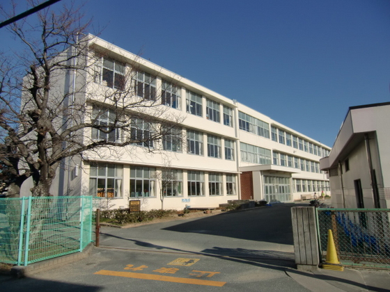 小学校　浜松市立曳馬小学校（小学校）まで466m
