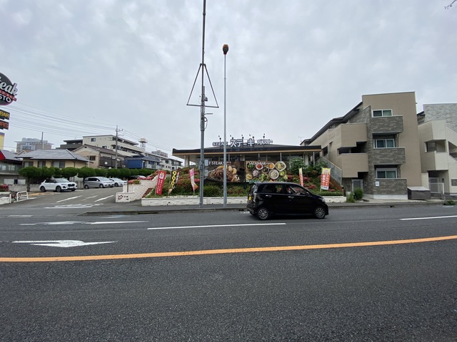 飲食店　ステーキガスト与野店（飲食店）まで353m