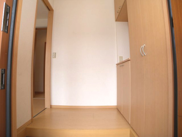 玄関　サニーウィルB