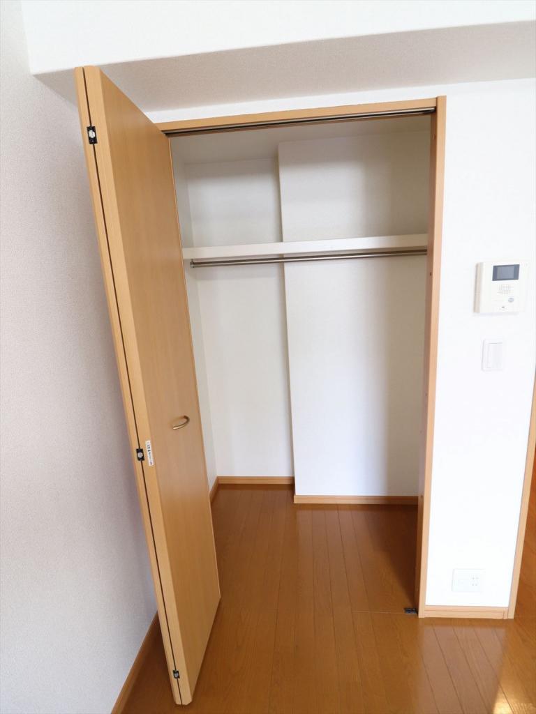 収納　クローゼット
