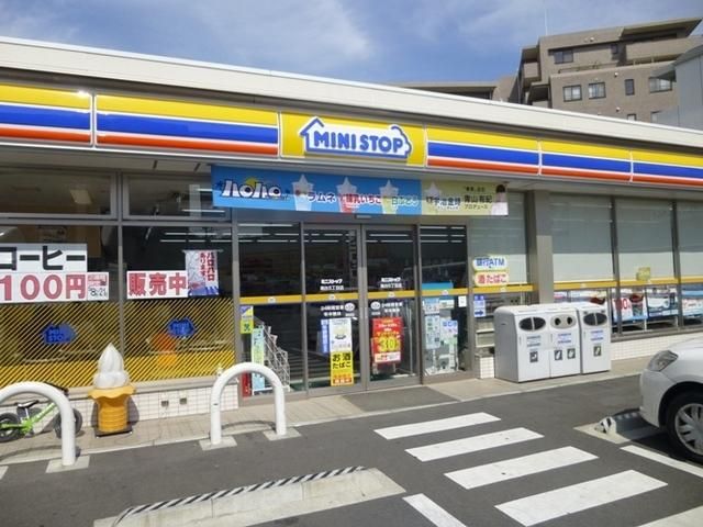 コンビニ　ミニストップ（コンビニ）まで58m
