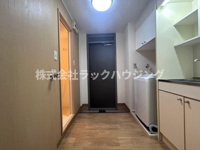 玄関　【お部屋さがしはラックハウジングにお問合せ下さいませ♪】