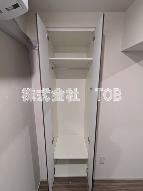 収納　洋室4.9帖　収納