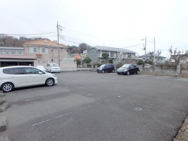 駐車場　★お部屋探しはタウンハウジング高幡不動店まで★